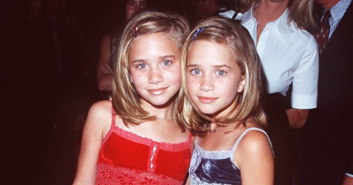 25 Photos Of The Olsen Twins Growing Up(01)