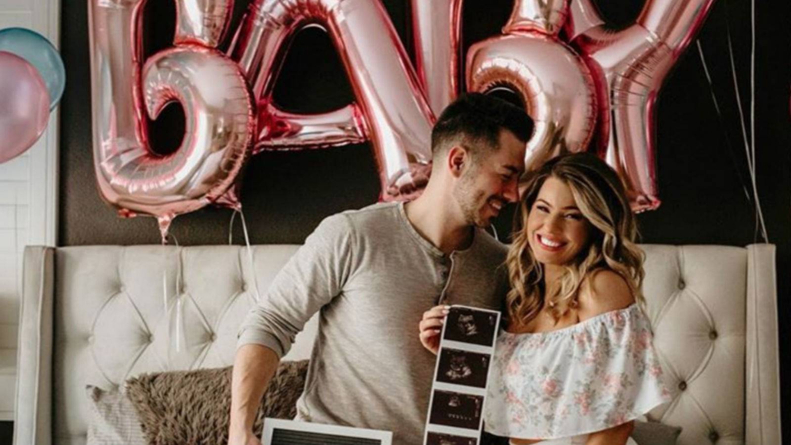 Instagram Influencer Anna Victoria Announces Pregnancy After Struggle