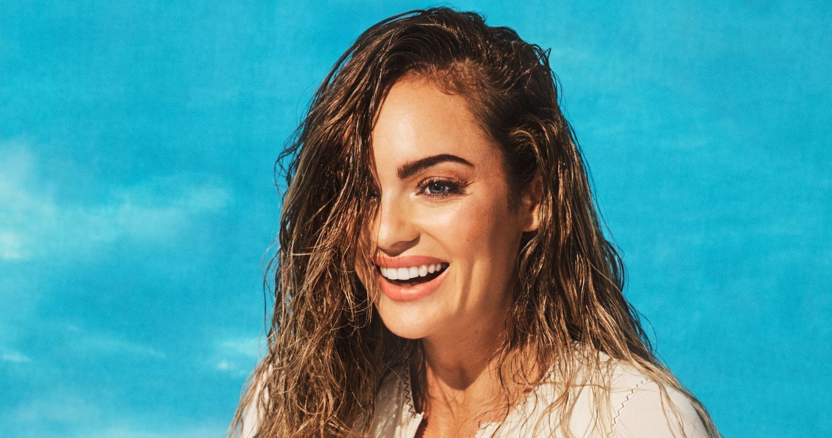 Emily Skye Shows Off Baby Bump Growth With Baby No. 2