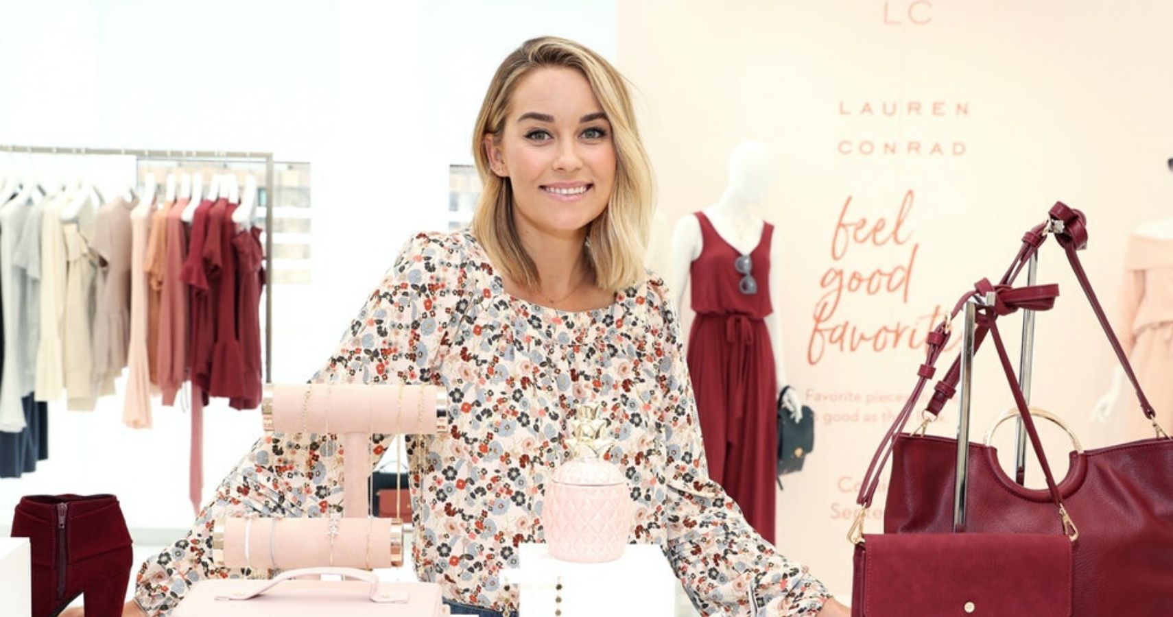 Lauren Conrad seen returning to her car after shopping at the Intermix  store on Robertson Boulevard. Los Angeles, California Stock Photo - Alamy