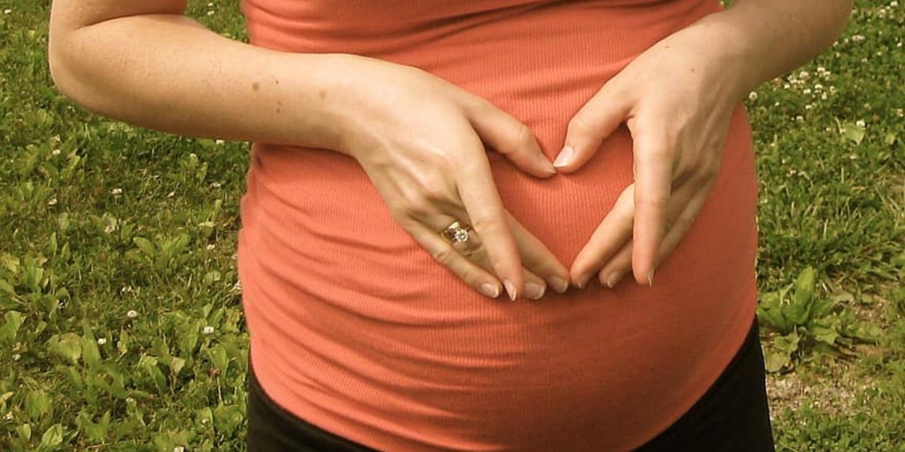 8 Reasons Not To Worry If Baby Suddenly Stops Kicking (And 5 Times To