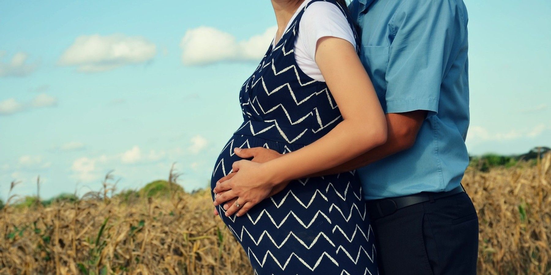 15 Ways To Hide A Pregnancy For As Long As Possible 
