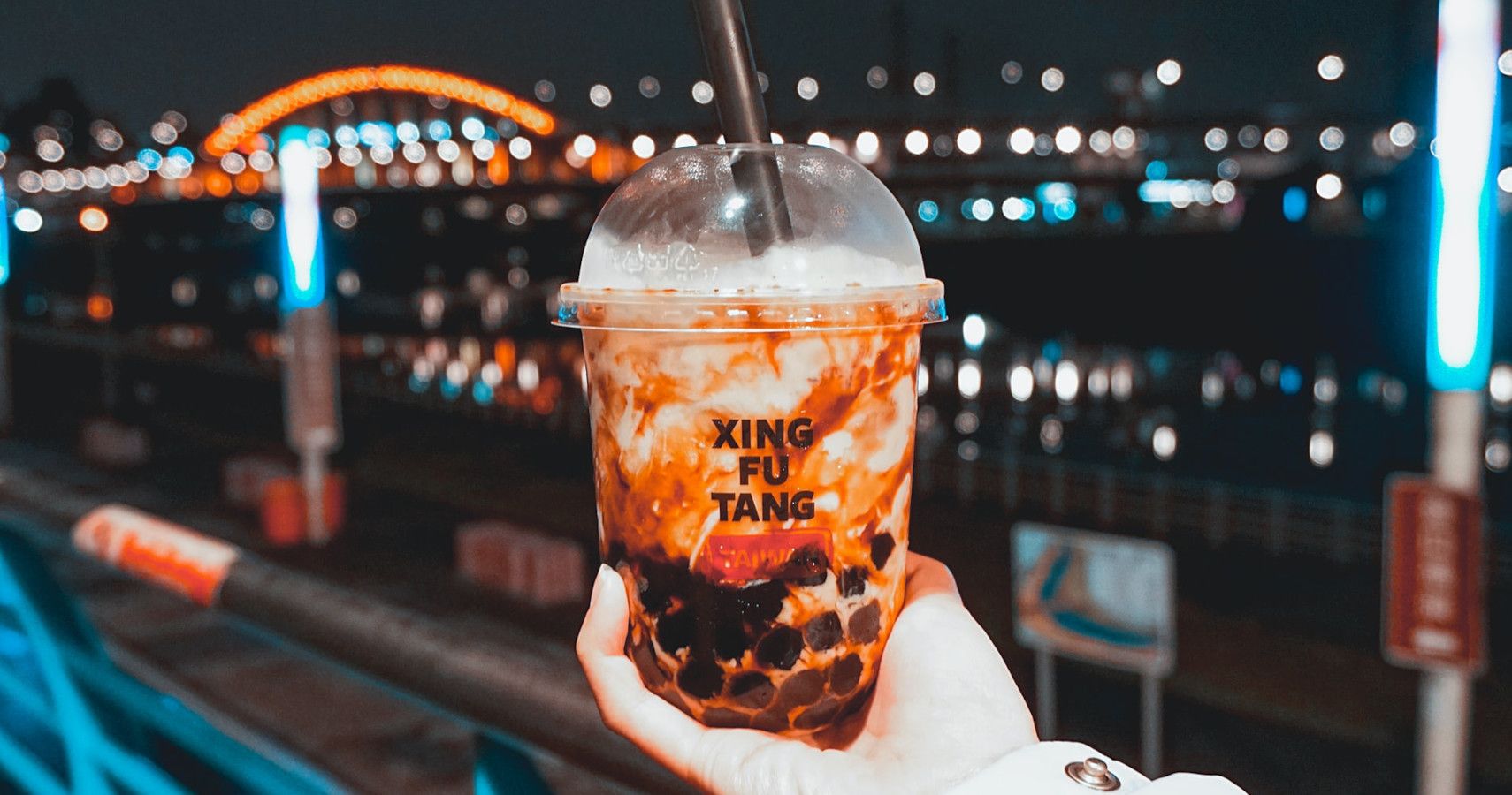 Bubble tea in a cup.