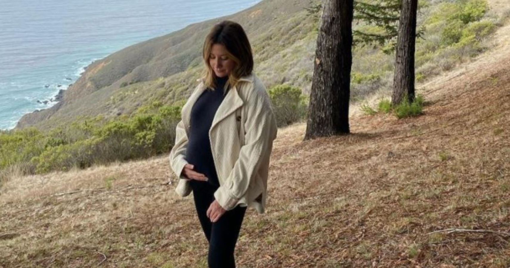 Ashley Tisdale & Husband Christopher French Spend Babymoon In Big Sur(01)