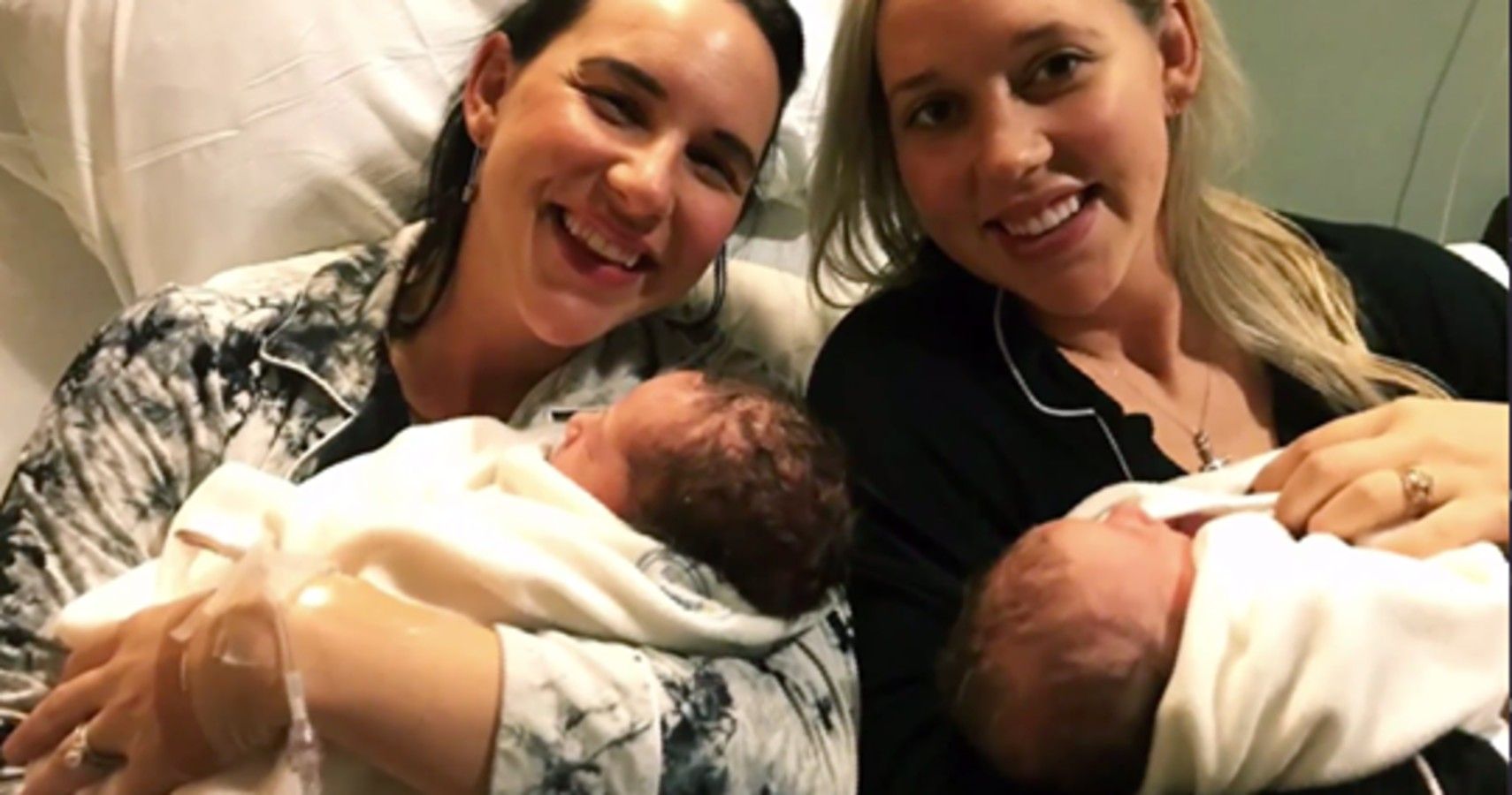 Sisters give birth 90 minutes apart