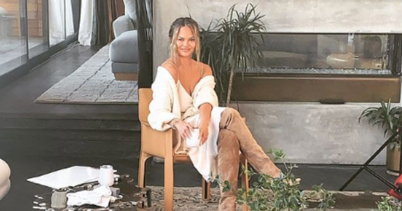 Chrissy Teigen Pens Note After Fans Attack Her For Saying She Has 'Nothing' After Loss