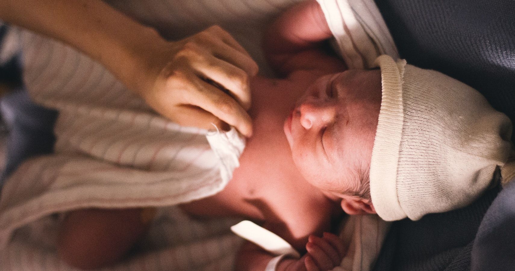Delayed Cord Clamping Will Save Babies, Researchers Admit