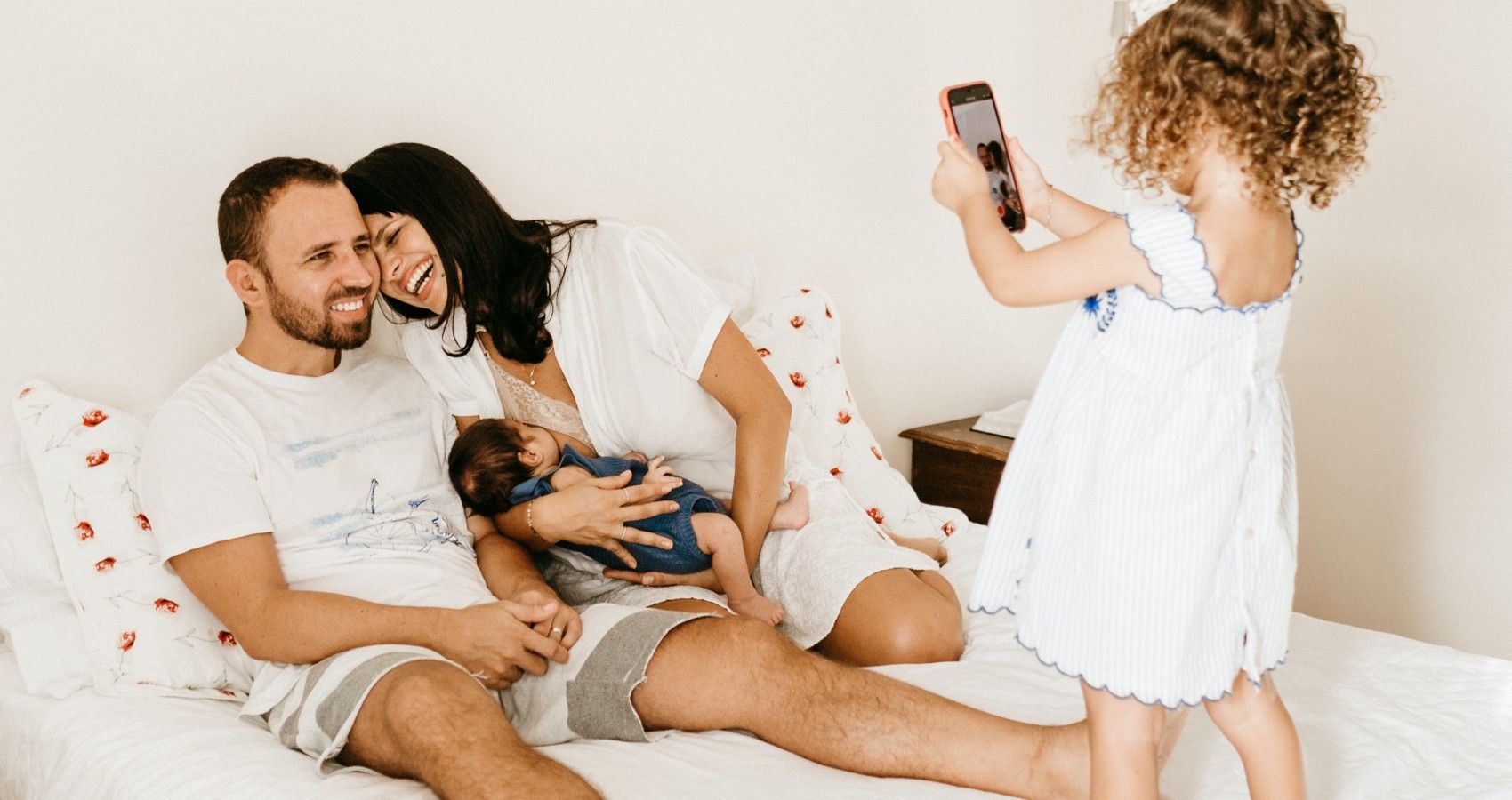 How To Entertain A Toddler While Feeding A Newborn