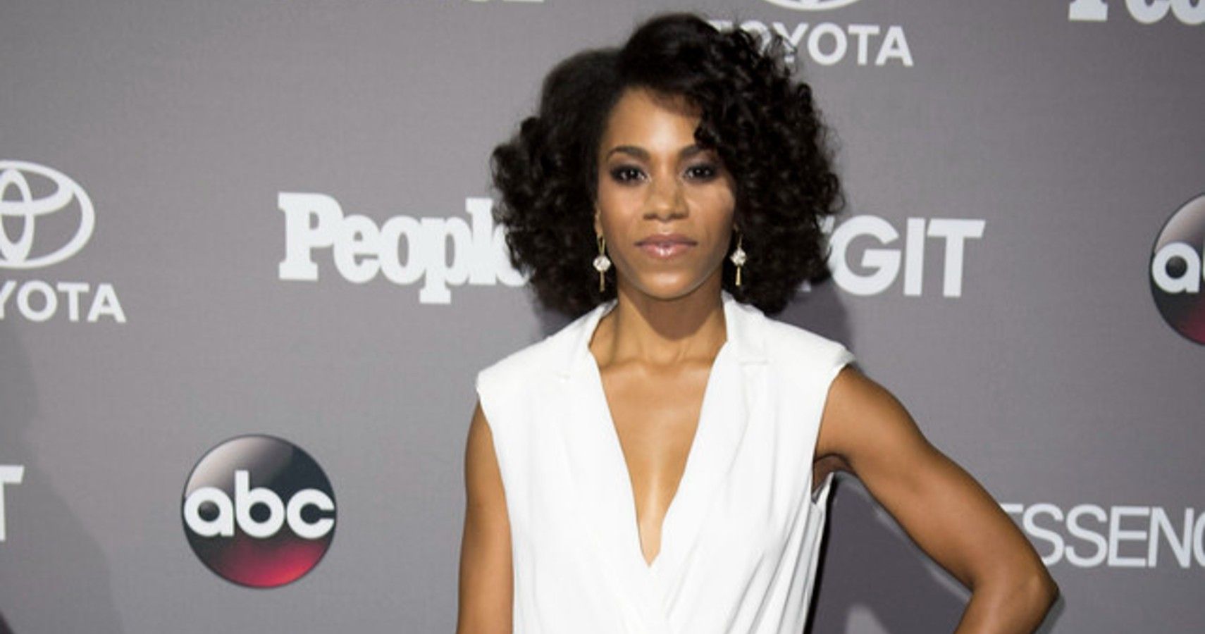 'Grey's Anatomy' Star Kelly McCreary Expecting First Baby: 
