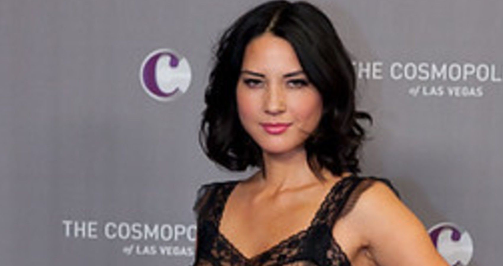 Olivia Munn "Happy" But "Struggling" With Postpartum Life(02)