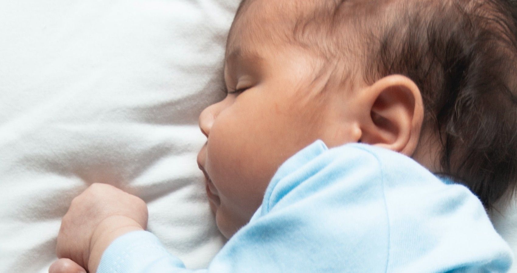 Babies Without Diapers Do Not Get Enough Sleep, Study Finds