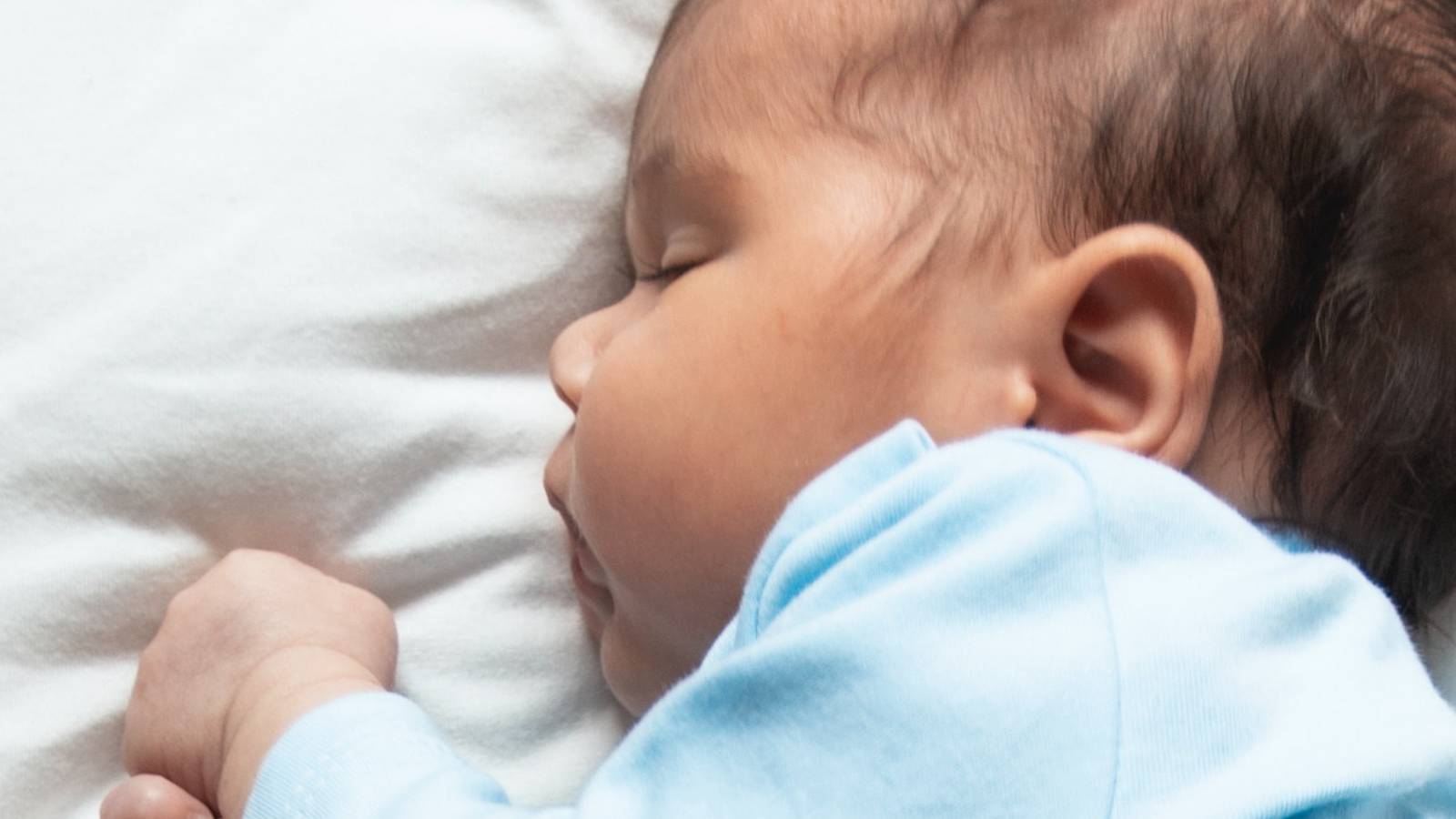 Not Baby Babies Without Diapers Do Not Get Enough Sleep