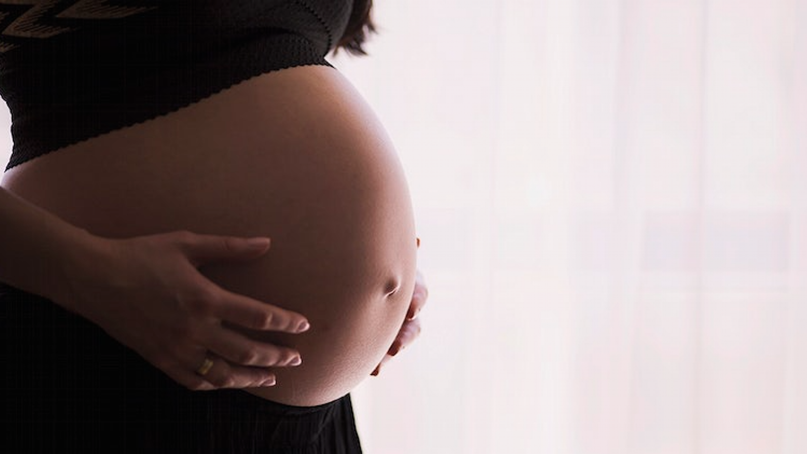 Make DIY Pregnant Belly Mask
