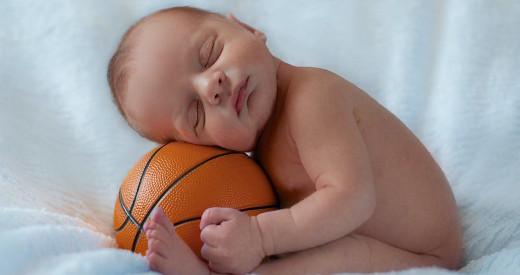 ‘Chicago Bulls’ Zach Lavine Balances Fatherhood & NBA Season